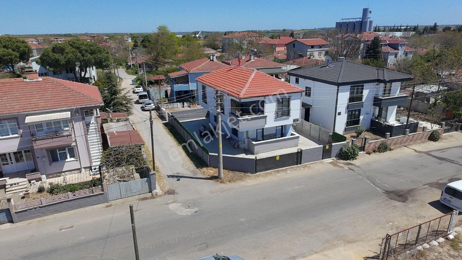 Mukemel Konumda 1ev Fiyatına 2 Katlı Sıfır Müstakil Ev