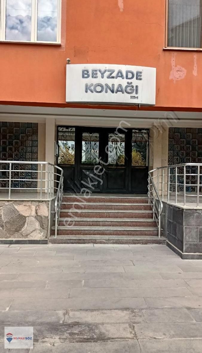 Alpaslan Mh'de Süper Erciyes Manzaralı 4+1 Satılık Daire