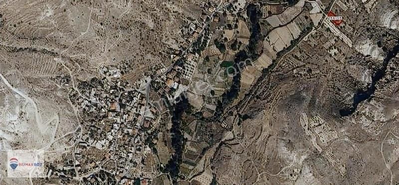 Ürgüp Karlıkta 708 M2 Yeri Konumu Çok Güzel Satılık Bağ Bahçe