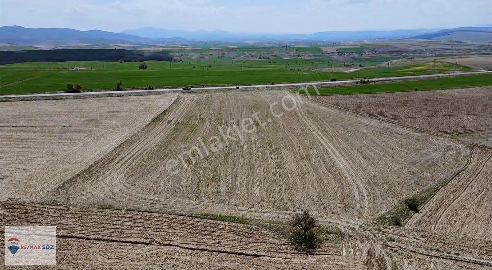 Erkilet Emmiler Mah Satılık 12286m2 Tek Tapu Asvalt Yol Üzeri