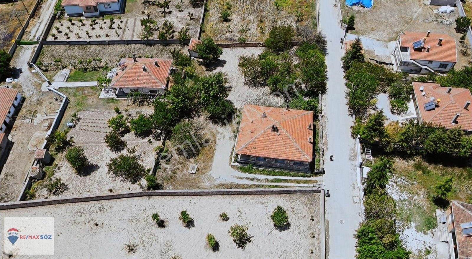 Nevşehir Kalaba 1638m² Arsa İçerisinde Müstakil Ev