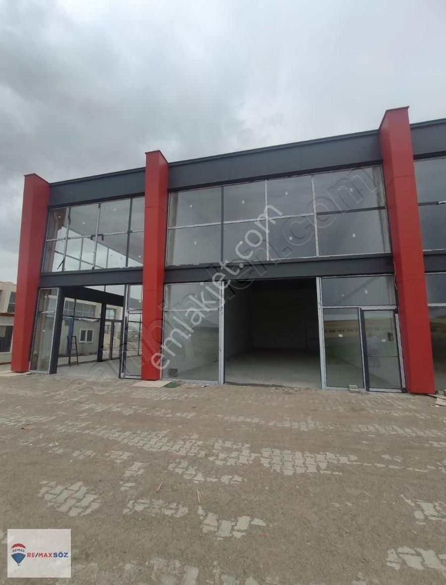 Merkez Osb Girişinde Bir Çok İş Koluna Uygun Kiralık Dükkan
