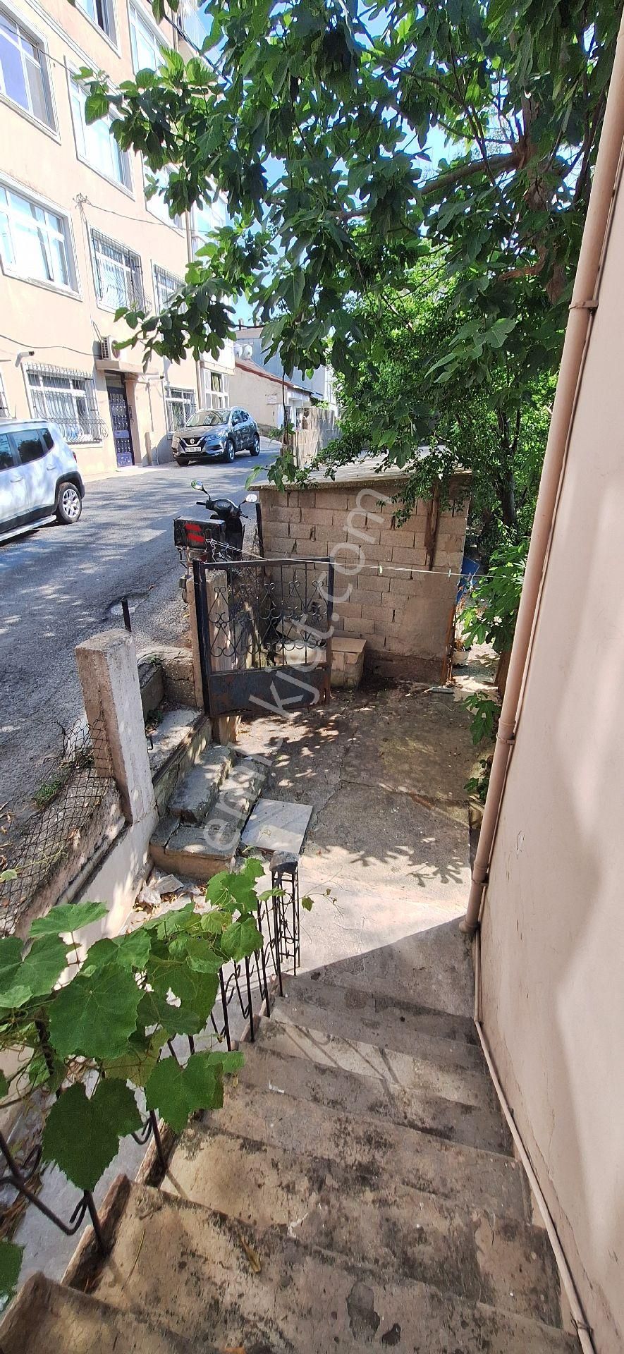 Sarıyer Zümrütevler'de Kiralık Daire