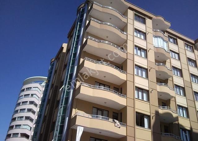 Yazır Elmalı Hamdi Tramvay Durağı Yakını Kiralık 4+1 Yüksek Giriş Daire