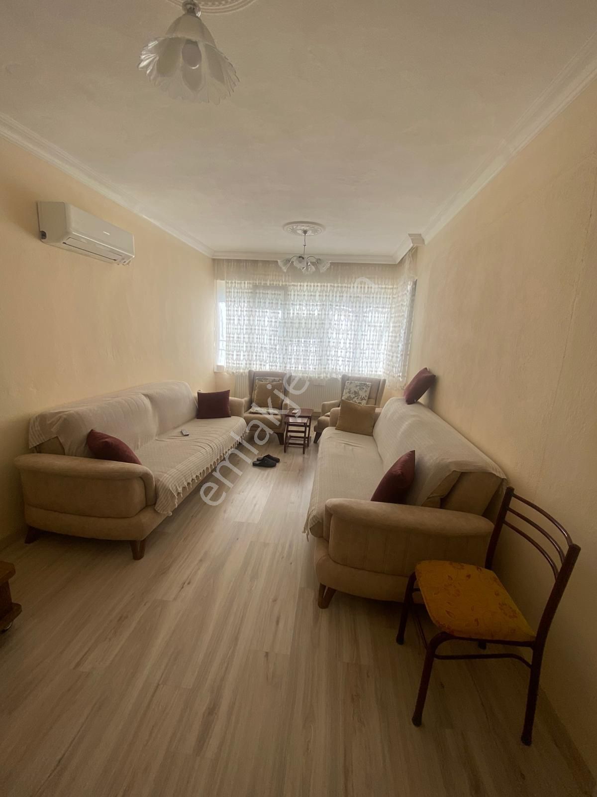 Konut Emlaktan Zaferde Full Tadilatlı Doğalgazlı Satılık 3+1 Daire