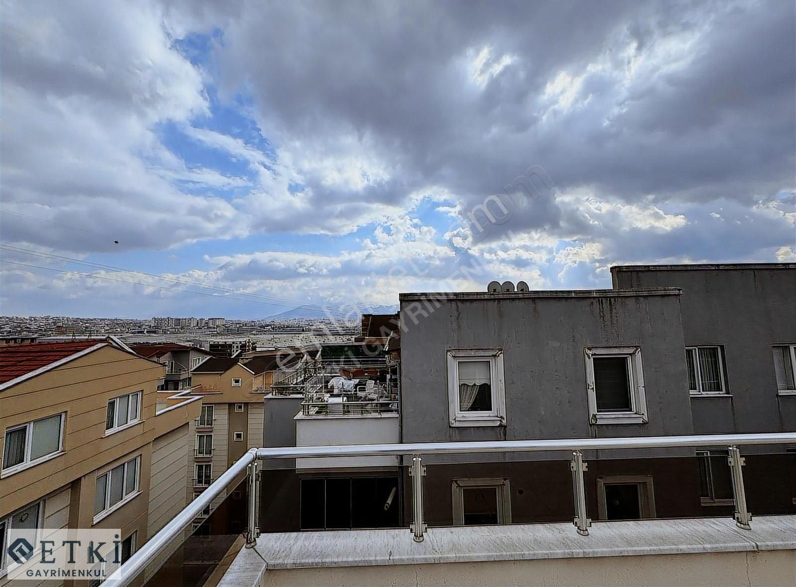 Ferah Ve Kullanışlı 4.5+1 Daire