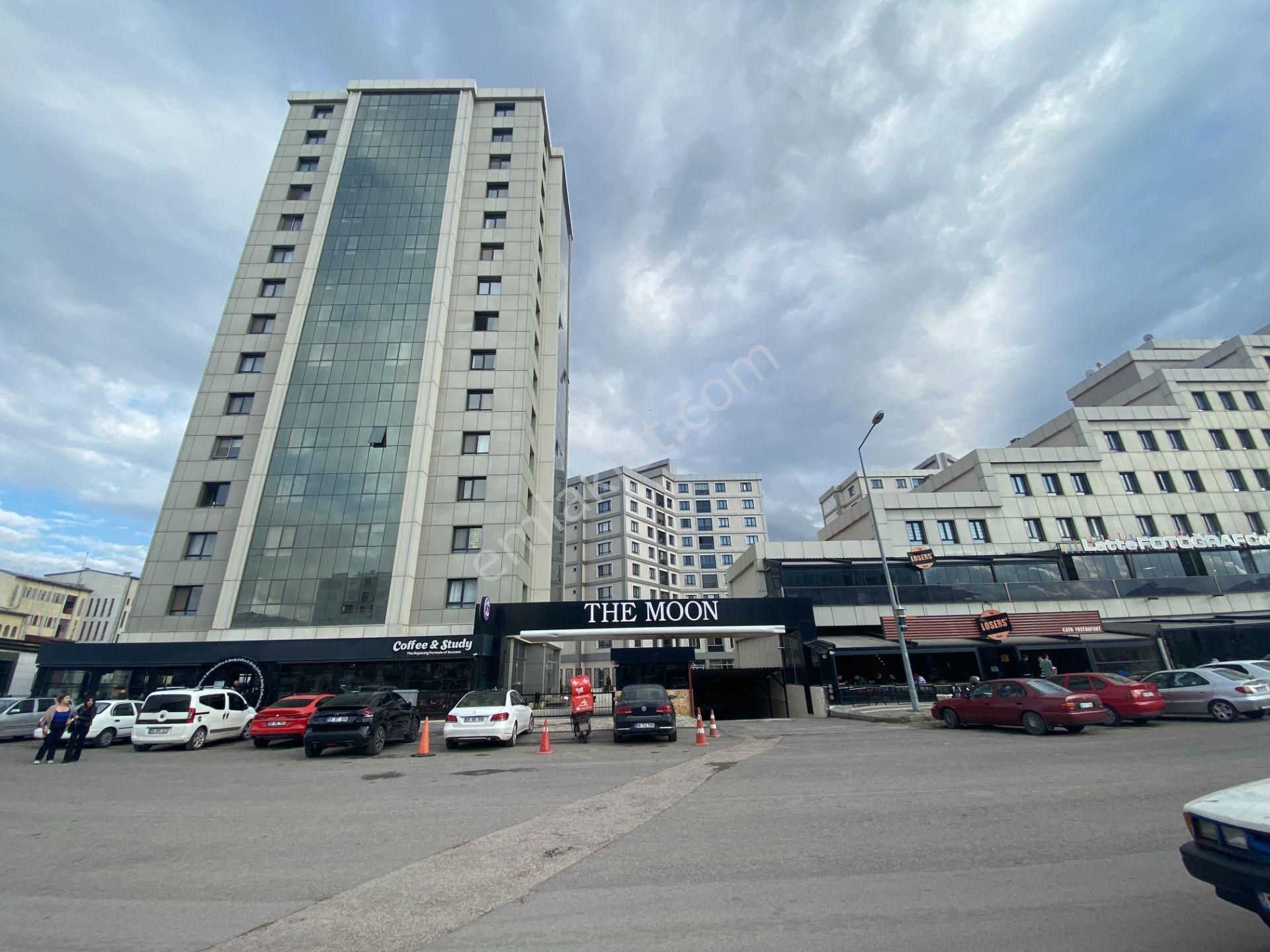 Kahvecioğlu Emlak'dan Üniversite İçi The Moon Kiralık Daire 1+1