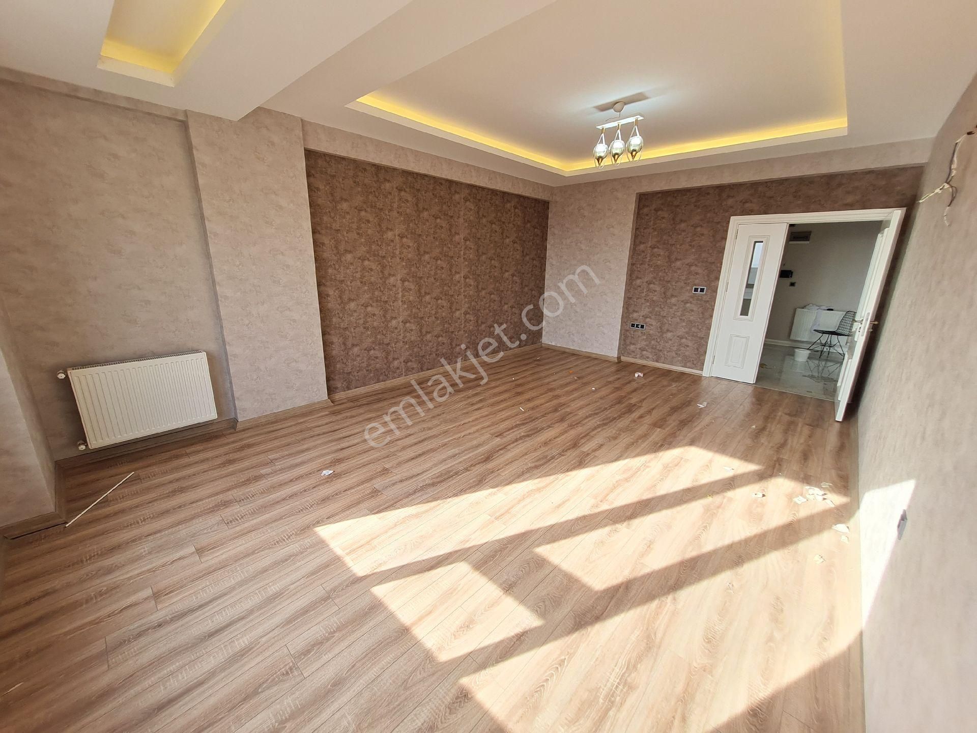Doğukentte 3+1 Lüx Kiralık Daire **nur Emlak **