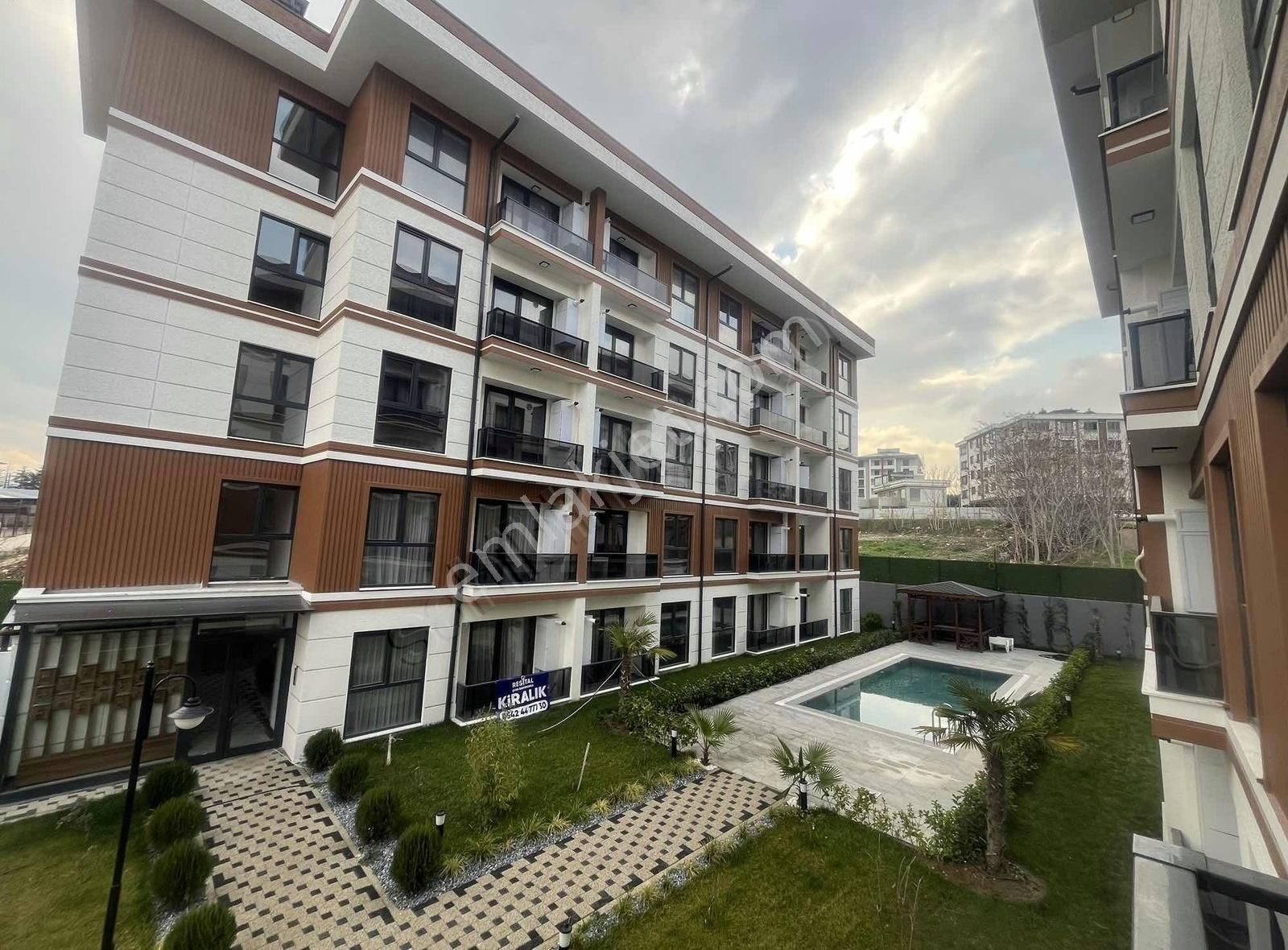 Kiralık Balat 0&m Luxury De Full Eşyalı Havuz Cepheli 1+1 Daire