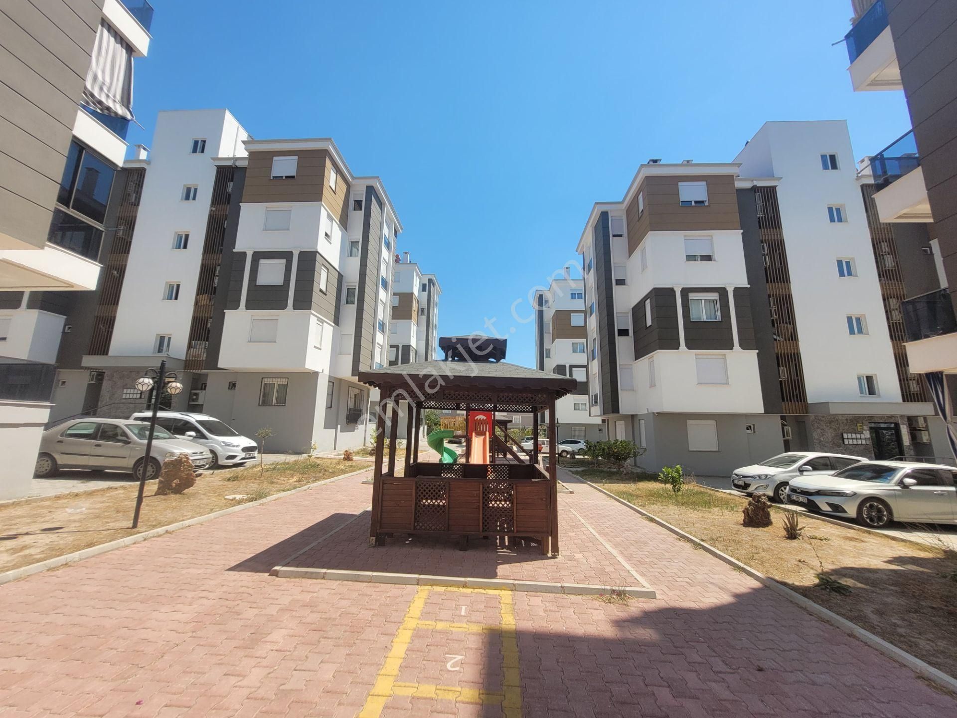 Şehir Hast. Yakını Site İçi 2+1 Açık Mutfak Kiralık Daire