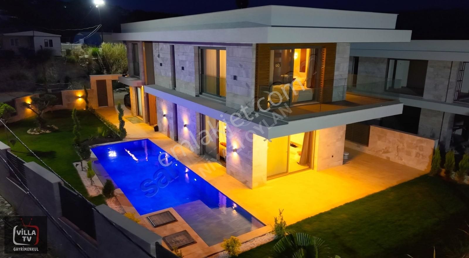Her Şeyiyle Fark Yaratan Villa! Kuşadası Soğucakta Satılık Villa