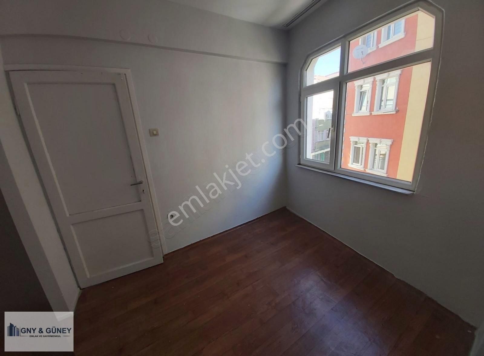 Güney Emlak'tan Silivri Kapı'da 2+1 65 M2 Köşe Satılık Daire - Görsel 12