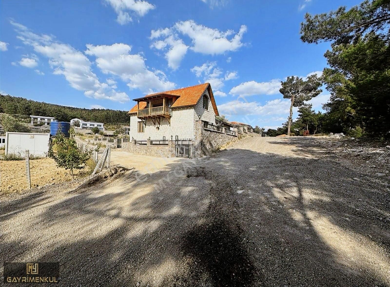 İzmir Bornova Yakaköyde Tapulu Tarla - Görsel 3