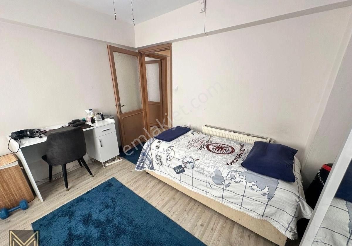 Dudayev Bulvarını Dik Kesen Sokakta Önü Park 3+1 Daire - Görsel 8