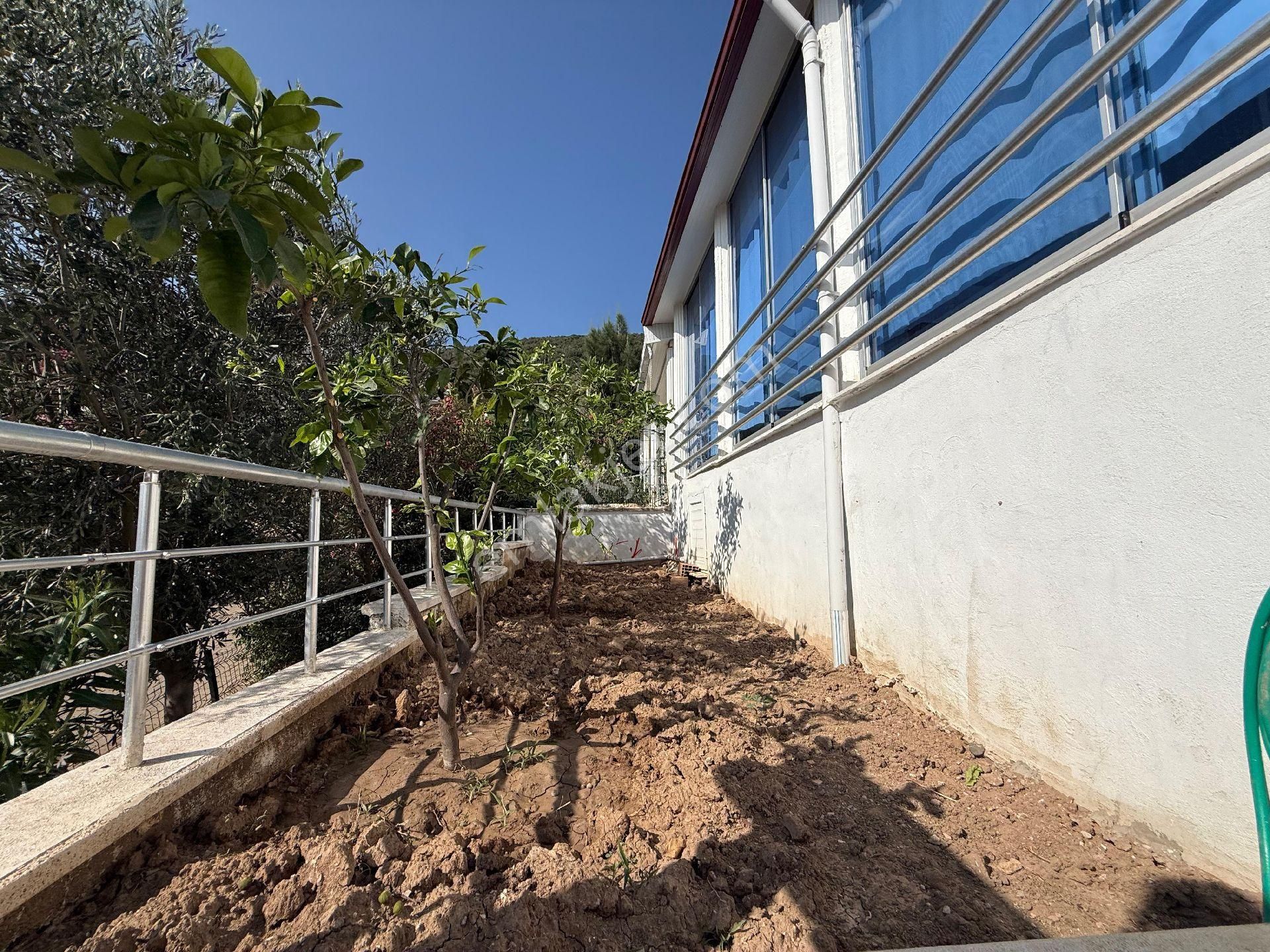 Akbük'te Özburçak Sitesinde Mükemmel Villa - Görsel 29