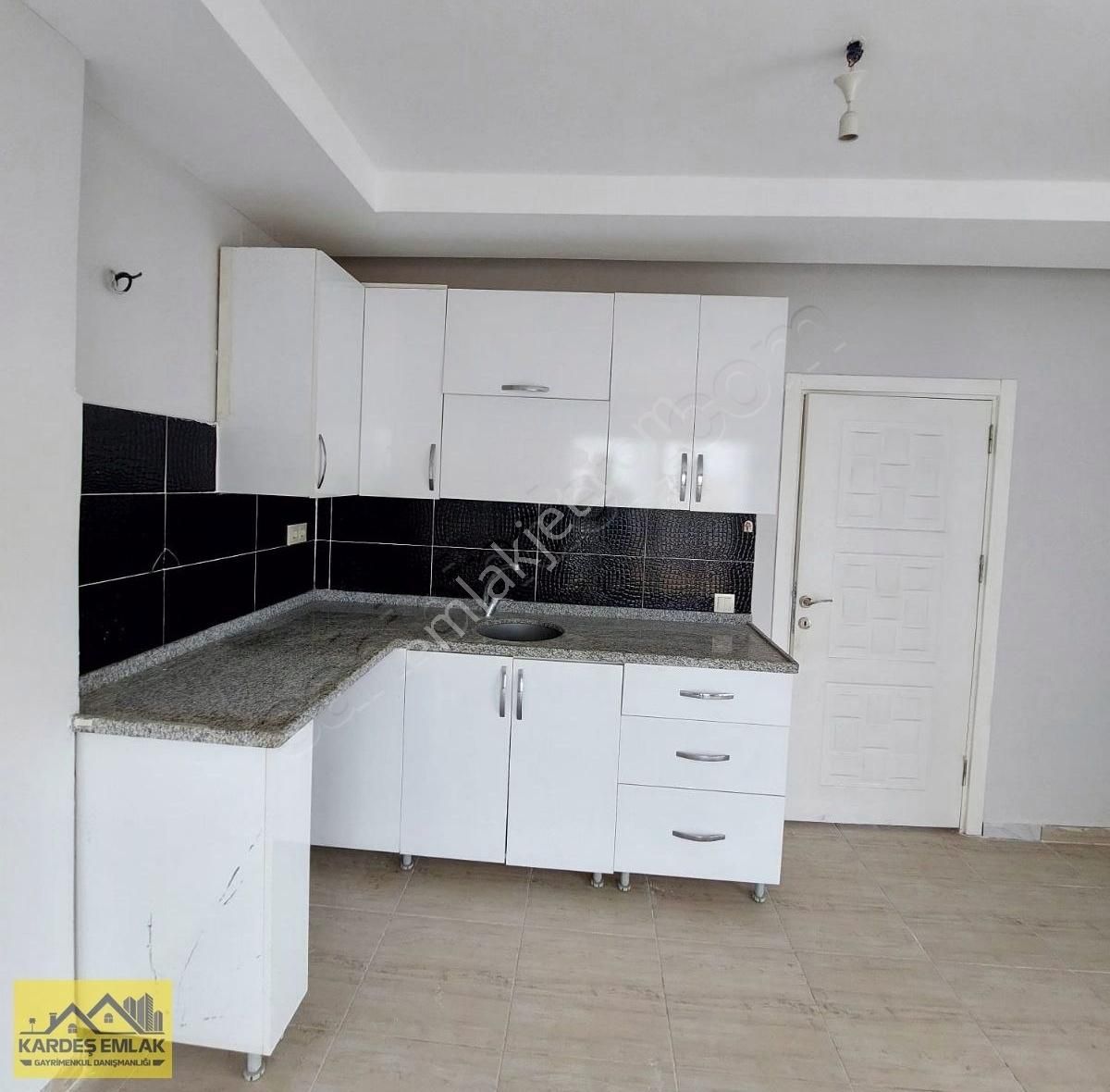Kardeş Emlak'tan Gültepe 2+1 Satlık Daire