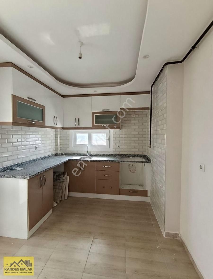 Kardeş Emlak'tan Ertuğrulgazi De Satılık 3+1 Daire Acillll