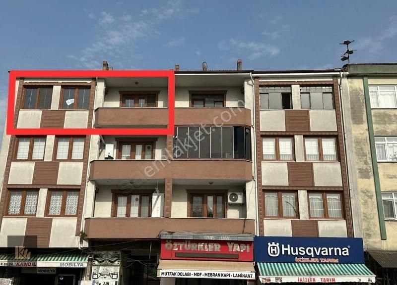 Kurutay Gayrimenkulden Çarşı İçerisinde Kiralık 3+1 Ferah Daire