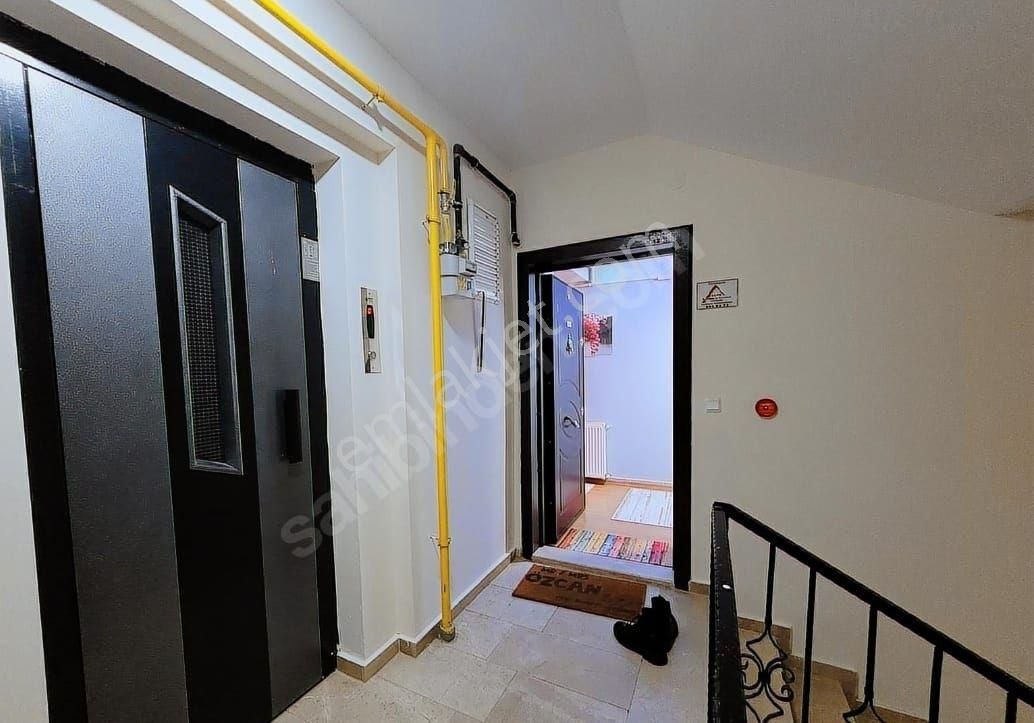 3+1 3cepheli Apartmandairesidir Emlakcılar Aramasın