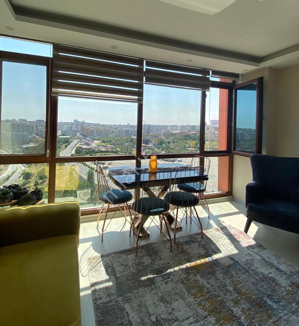 Çok Şık Bir Sitede Satılık 2+1 Çok Şık Daire