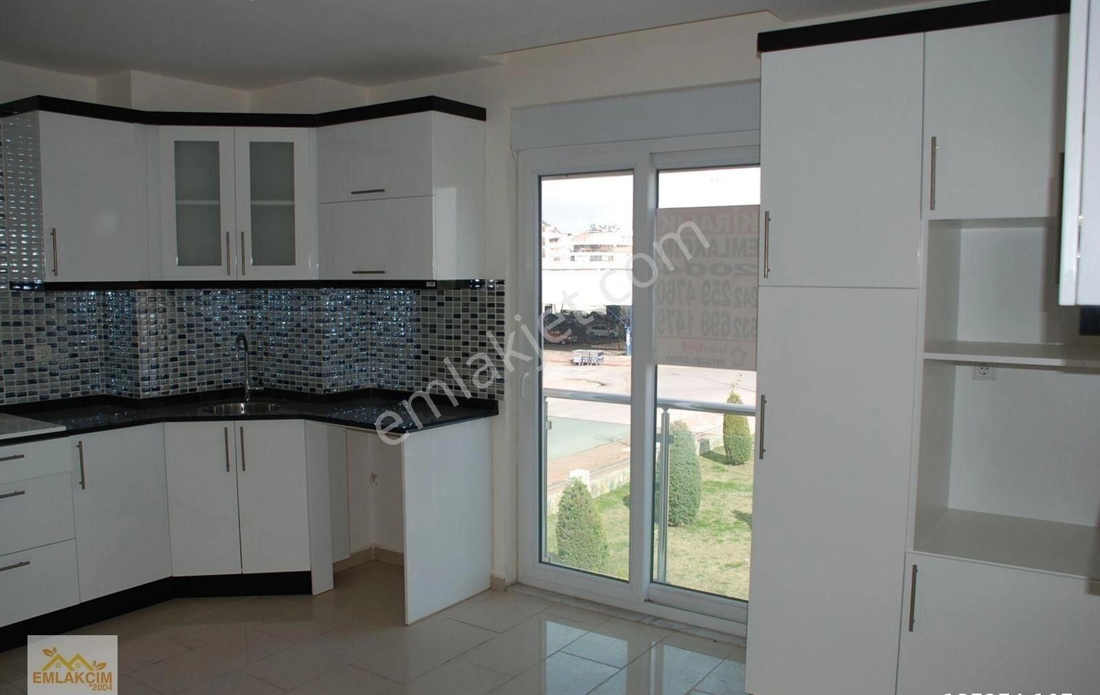 Limanın Merkezinde Lüx Sitede Acil Satılık 5+1 Dublex Daire - Görsel 15