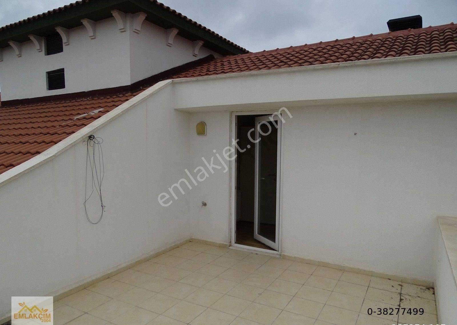 Limanın Merkezinde Lüx Sitede Acil Satılık 5+1 Dublex Daire - Görsel 10