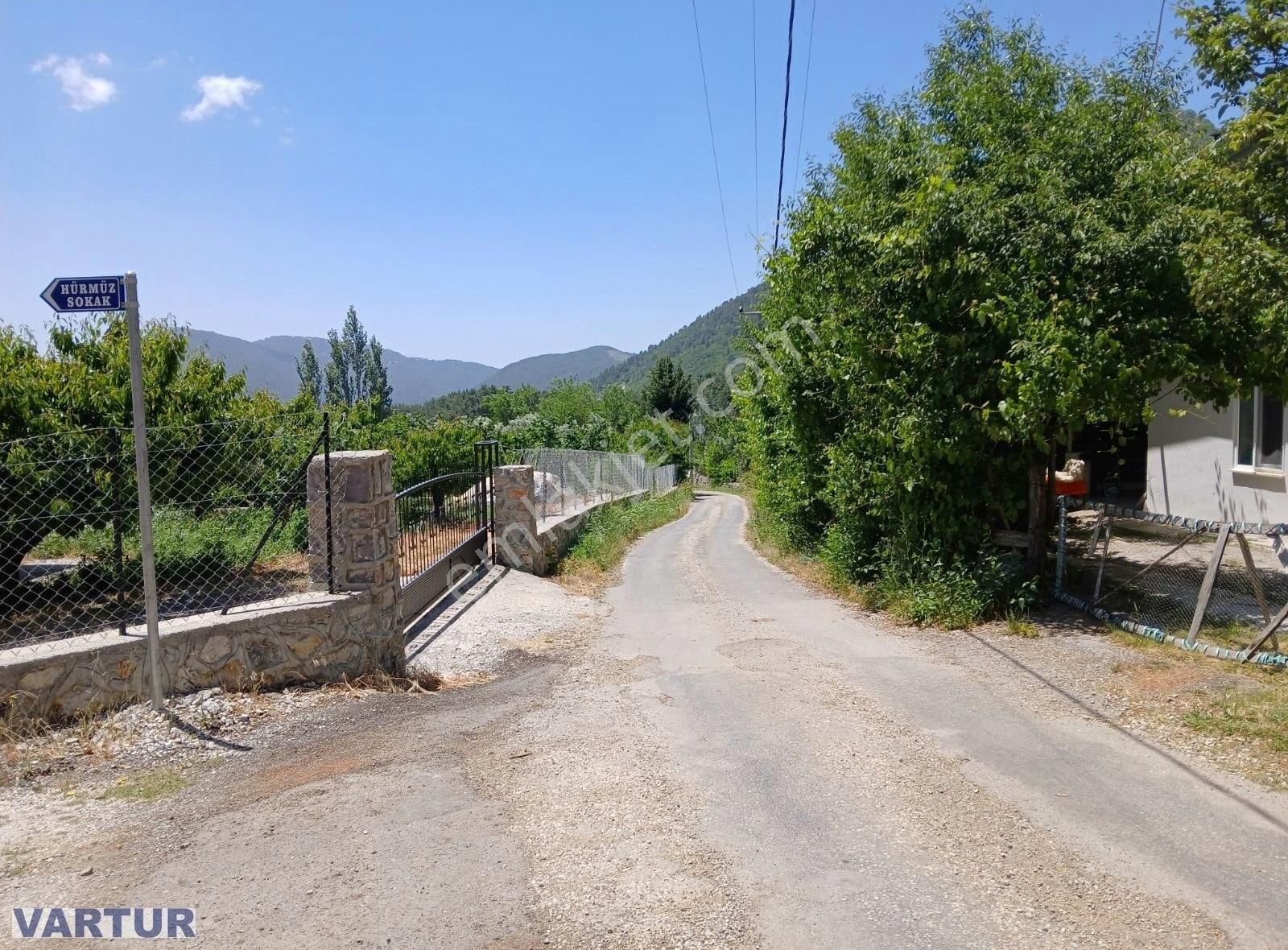 Fethiye Nif Köyünde 6238 M2 Satılık Köyiçi İmarlı Arsa
