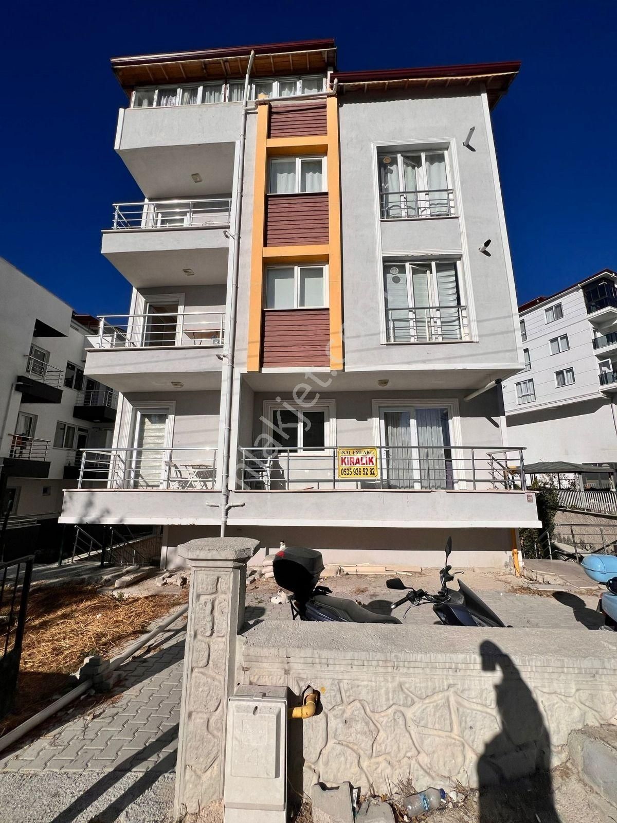 Arslanbey Emlaktan Satılık Tek Tapu Çift Apart