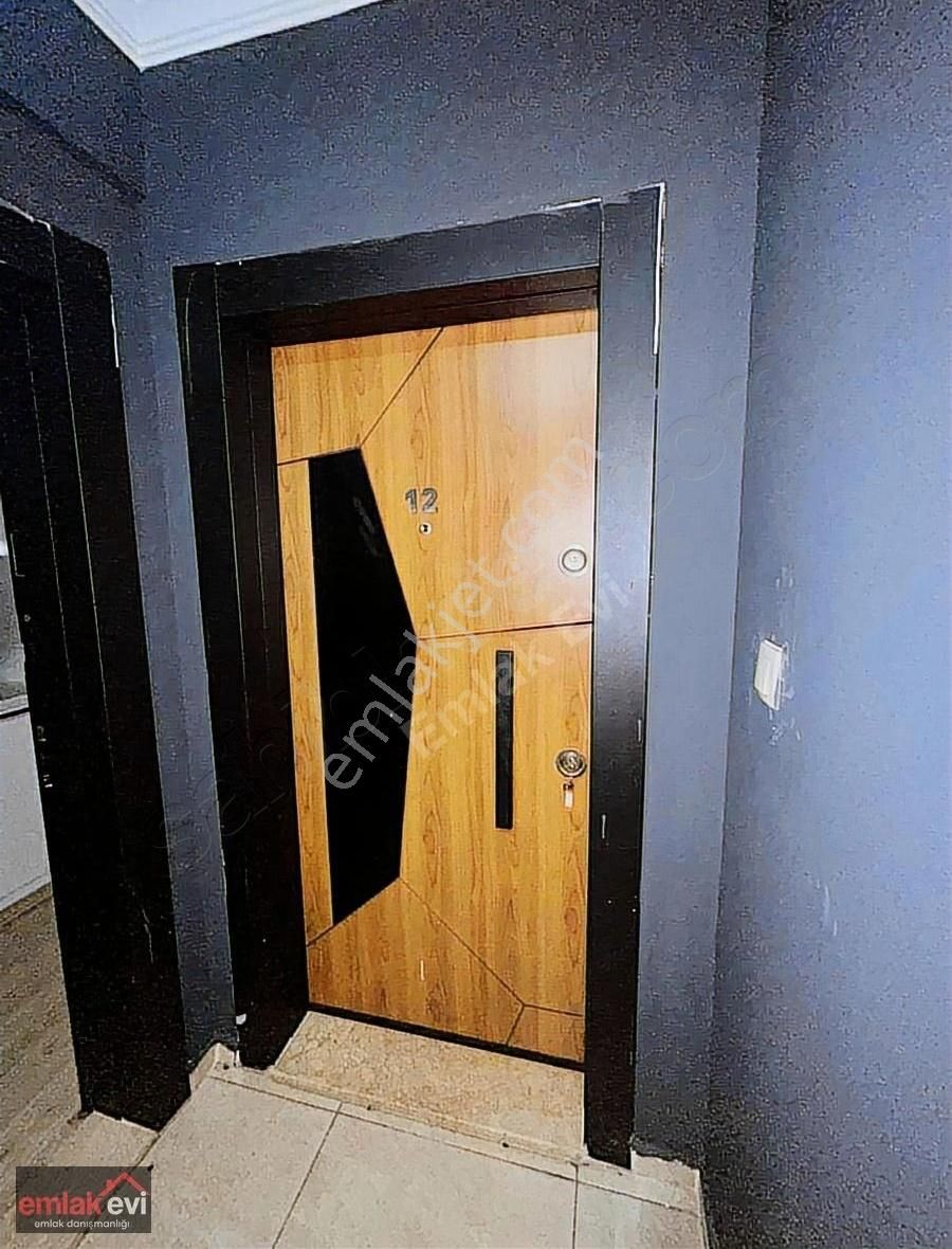 Emlakevinden Cuma Mahallesi'nde 1+1 Fiyatına 2+1 Satılık Daire
