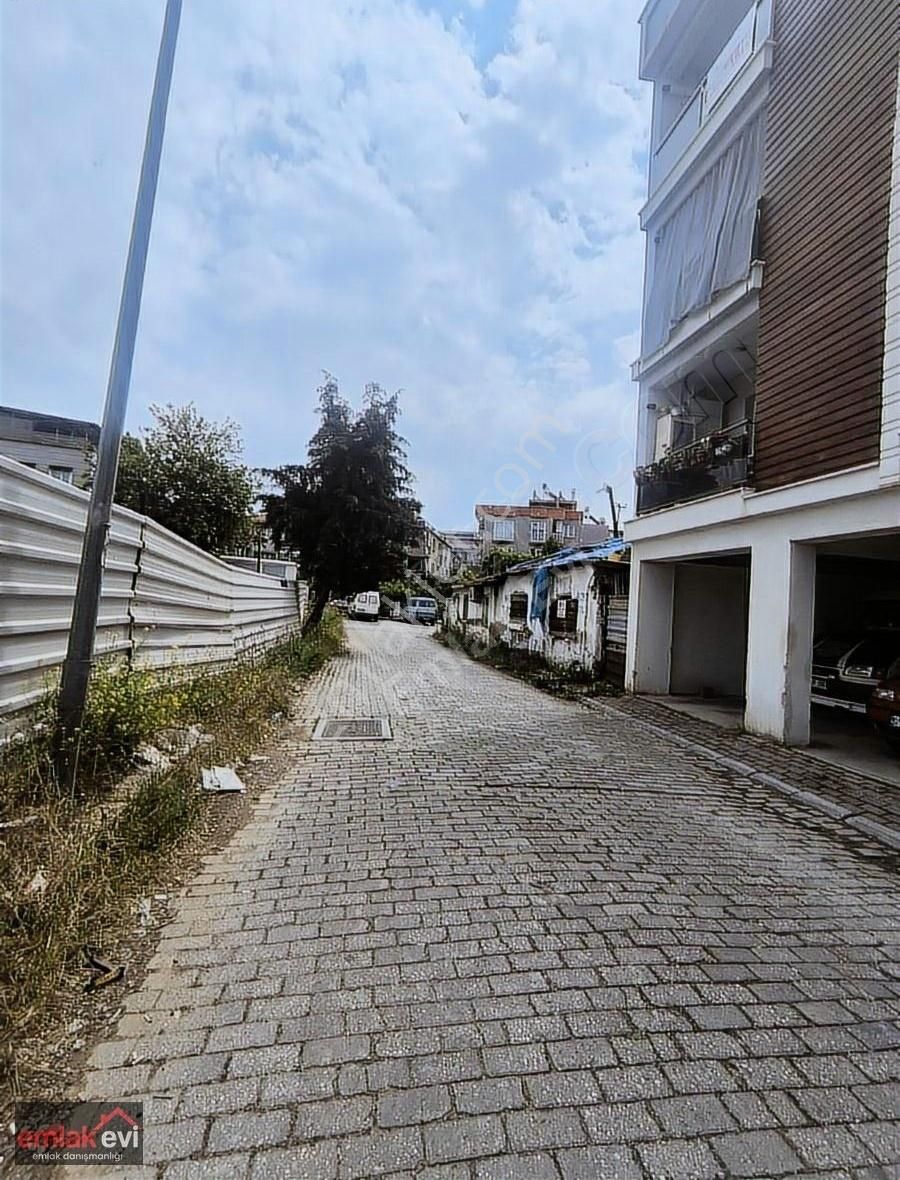 Emlakevi'nden Girne'de Ayrı Mutfaklı 2+1 Kiralık Daire