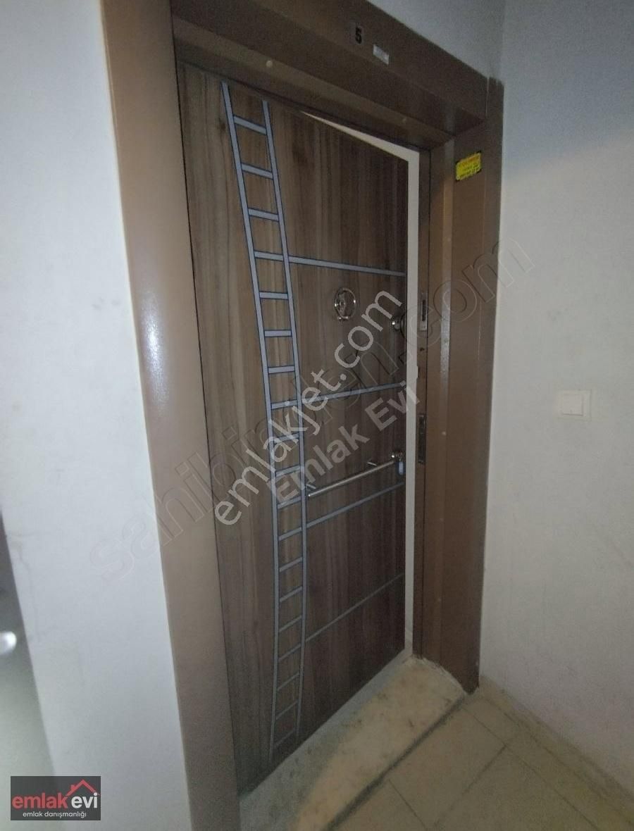 Emlak Evi'nden Orta Mh De Satılık 1+1 Daire