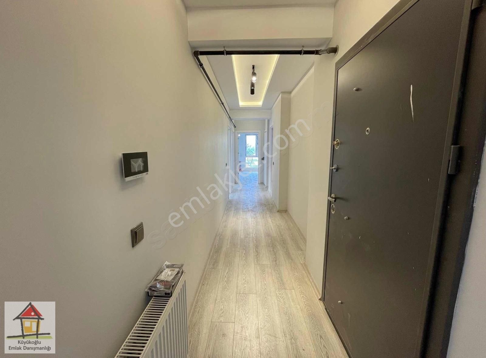 Kahramançavuş Caddesi Civarı 3+1 Sıfır Arakat Daire