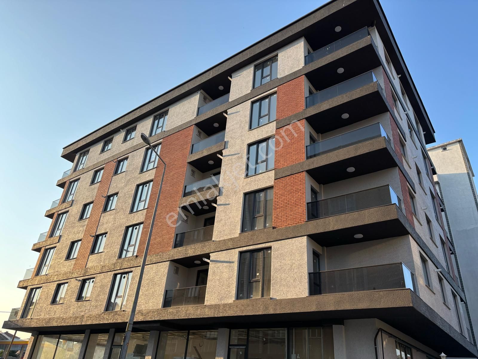 ***eryıldız İnşaat'tan***gaziosmanpaşa Merkezde Acill Ful+ful Lüx 1+1 Daire