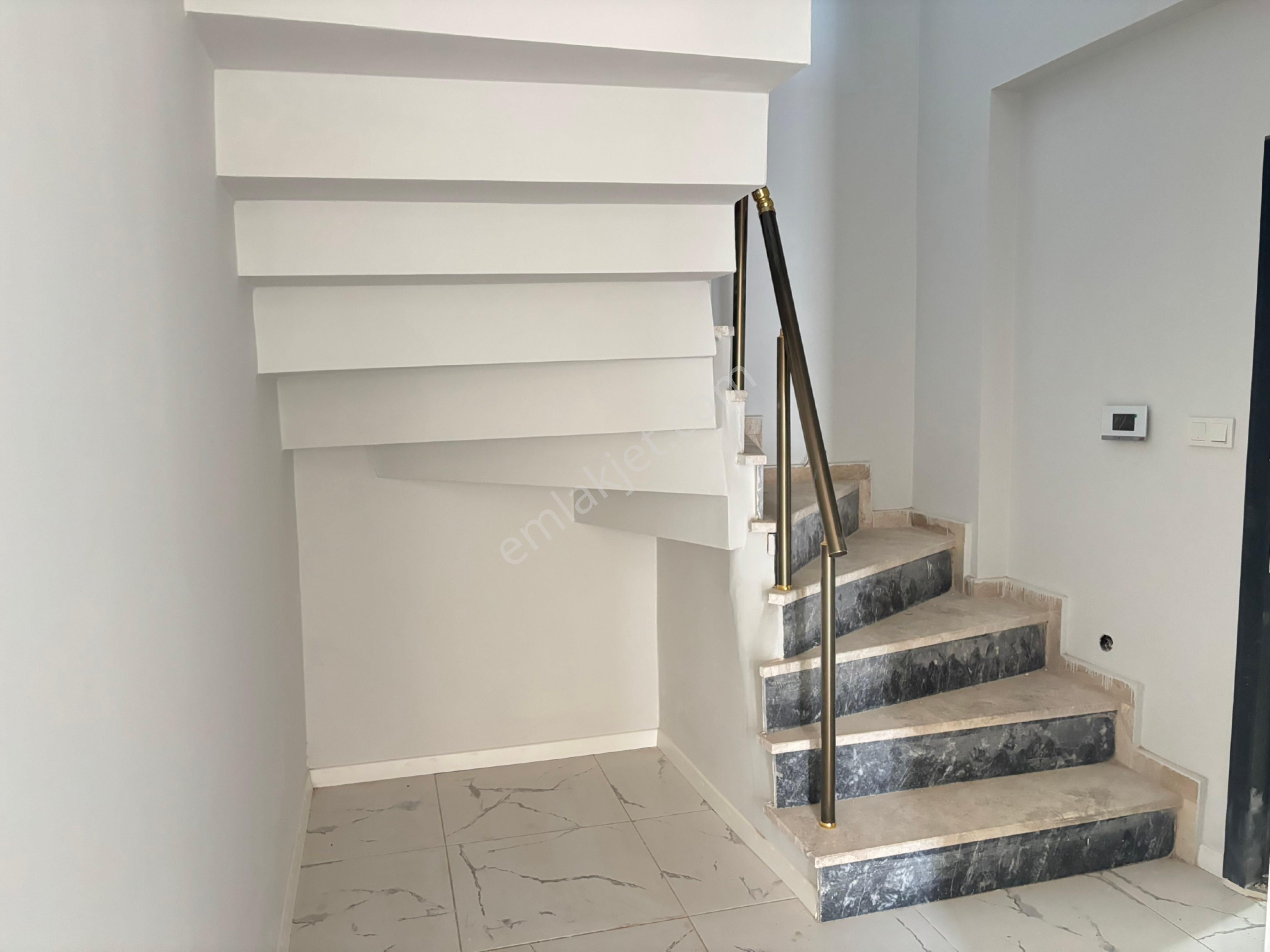 Çınarcık Teşvikiye Yeni Binada Satılık 4+1 Dublex Daire - Görsel 3