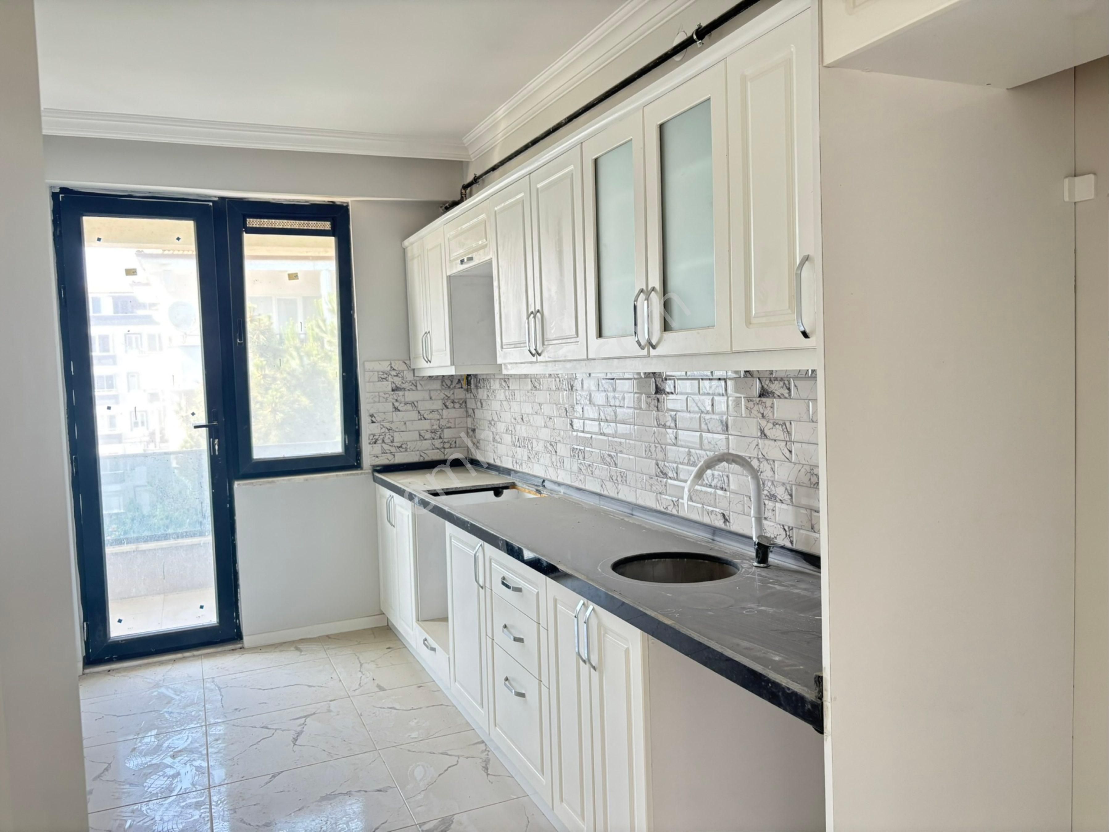 Çınarcık Teşvikiye Yeni Binada Satılık 4+1 Dublex Daire - Görsel 5