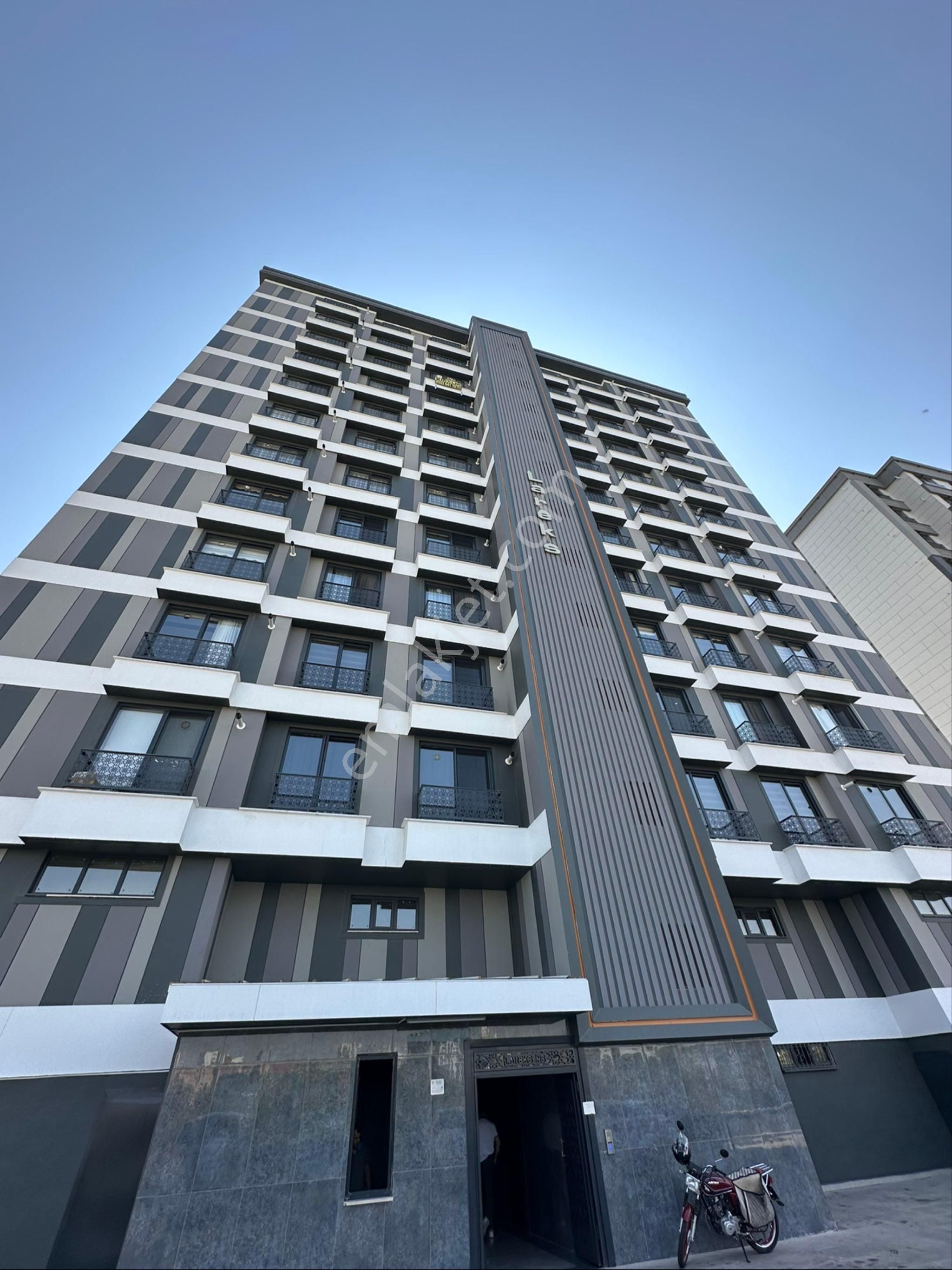 Kiralık Süper Lüks Full Eşyalı Memura Daire
