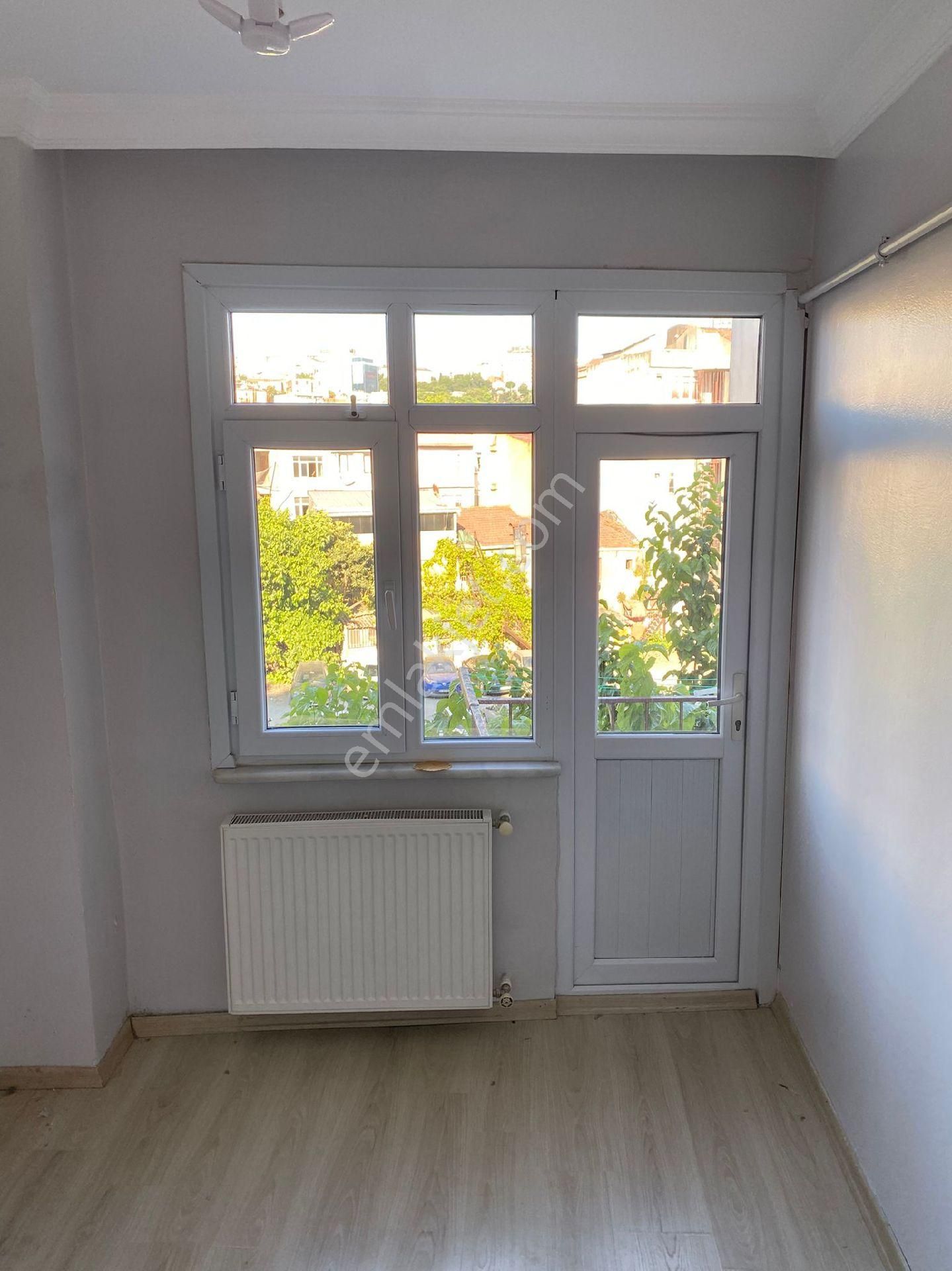 Beyoğlu Kasımpaşa Merkezde 2+1 Daire Aile Apartmanı Kızılay Meydanında