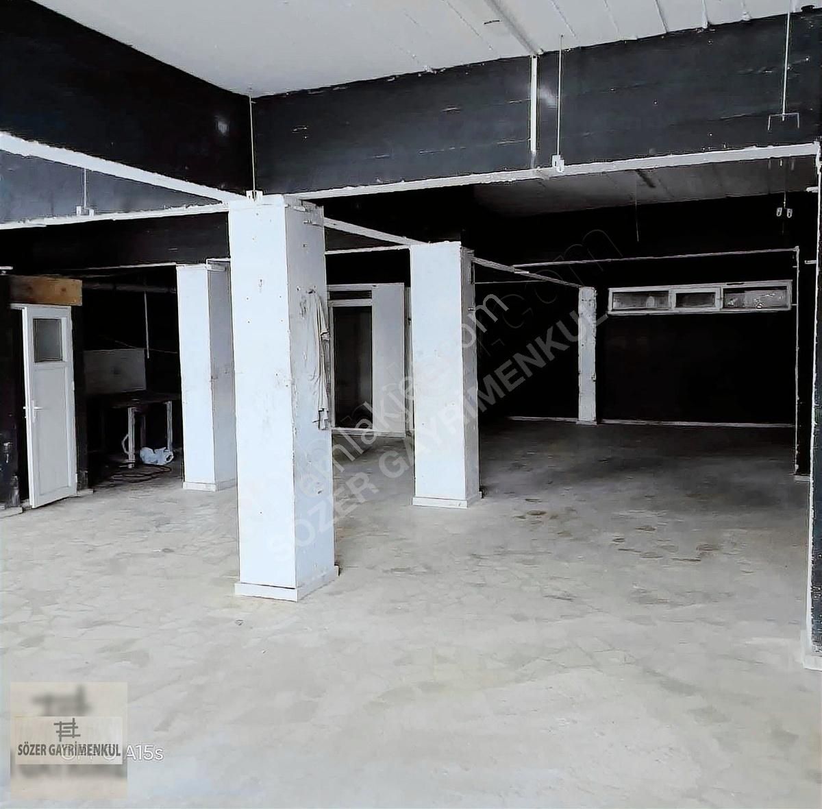 Hadımköy Merkezde Ana Cadde Üzeri Kiralık Dükkan