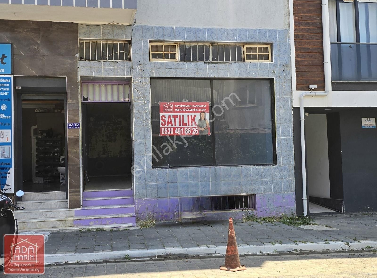 Davutlar'da İşlek Cadde Üstünde Depolu Dükkan