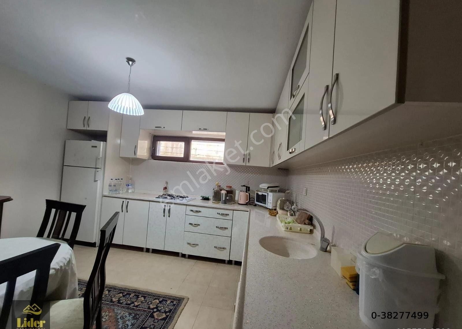 Lider'den Muğla Menteşe Düğerek'te Kiralık 1+1 Eşyalı Yarı Bodrum Daire