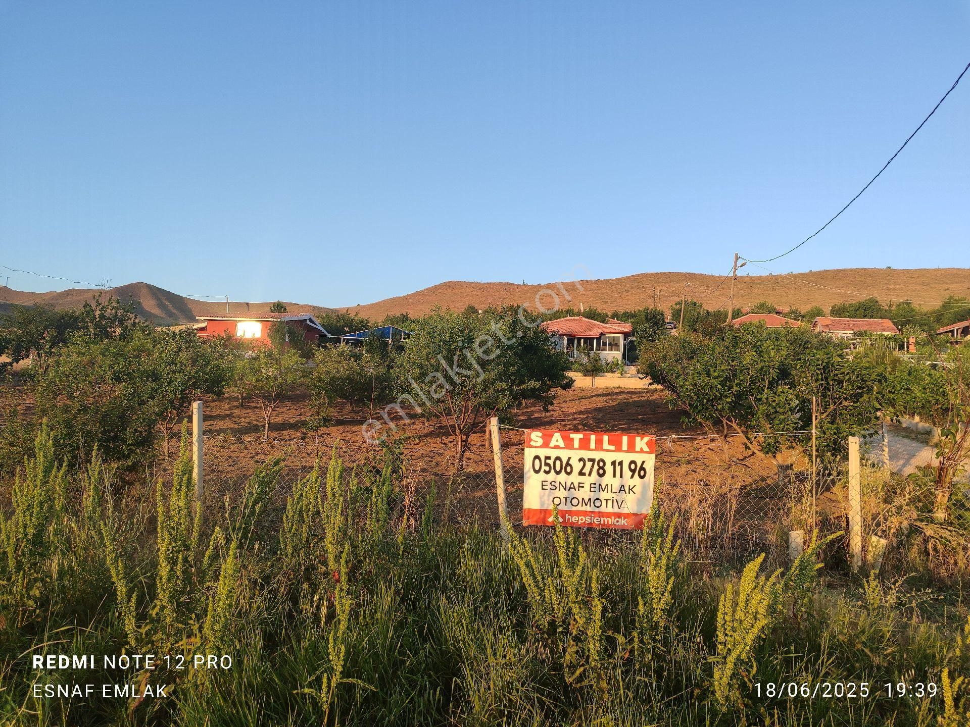 Esnaf Emlak'tan/yeni Osmancık Yolu Üzeri/tapulu-1818 M2/hobi Bahçesi