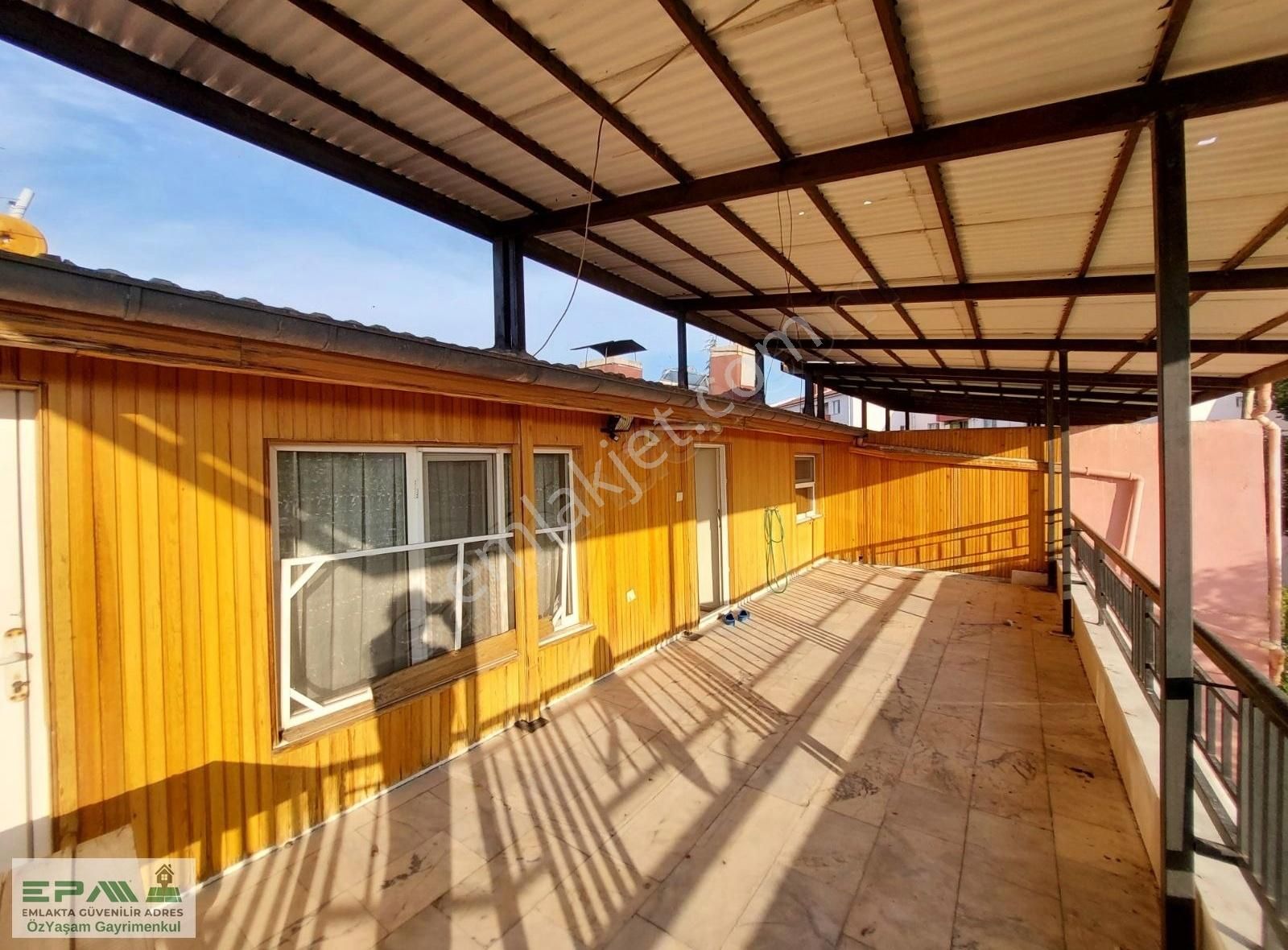 Epa Özyaşam'dan Satılık Site İçinde Triplex Villa