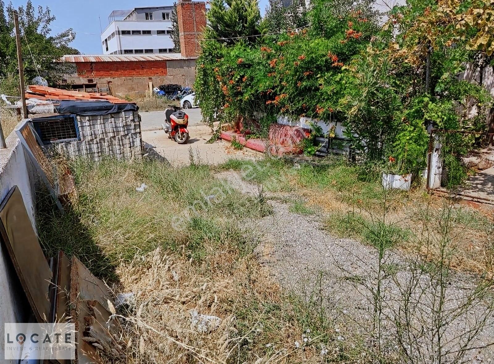 Locateden; Güzelbahçe_çelebi Mah.de Hisse Tapulu Arsa