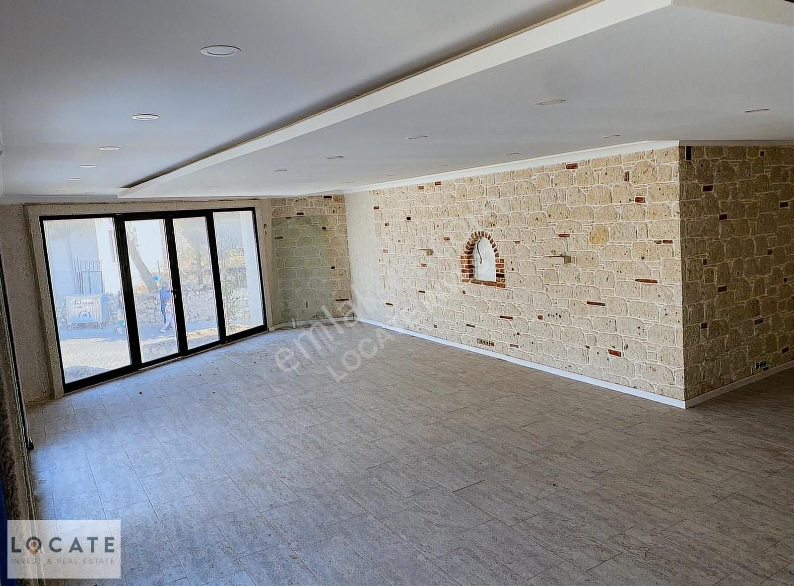 Locate'den Reisdere Köyiçinde Köşe Konumda Kiralık Dükkan&ofis