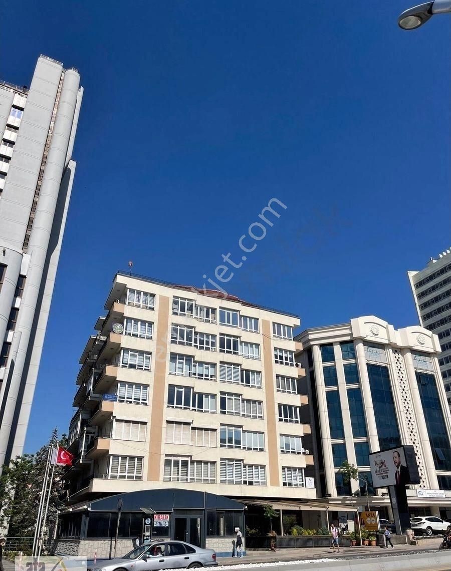 Atatürk Bulvarı Tübitak Yanı Katta 3+1 Asansörlü Ofis - Görsel 13