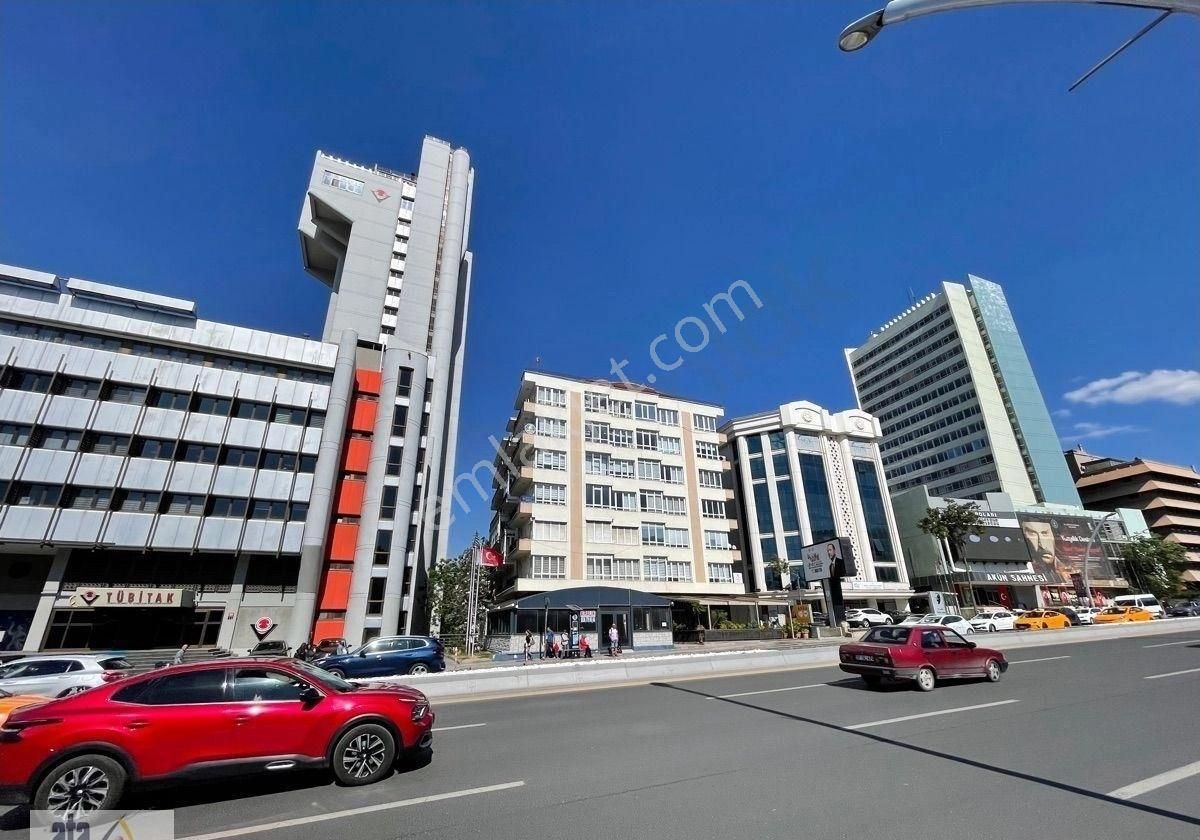 Atatürk Bulvarı Tübitak Yanı Katta 3+1 Asansörlü Ofis - Görsel 16