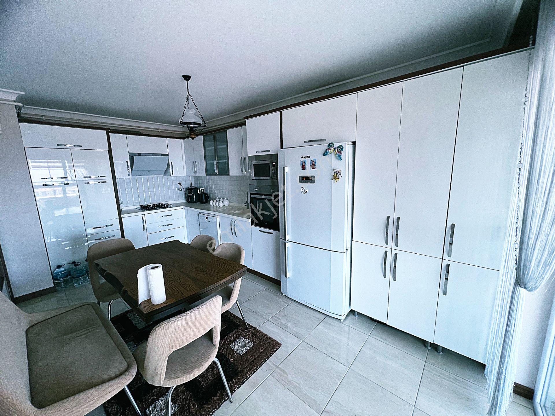 Cihandan Kayalar Da Prestijli Sitede Erolkaya Cadde Yakını 3+1 - Görsel 2