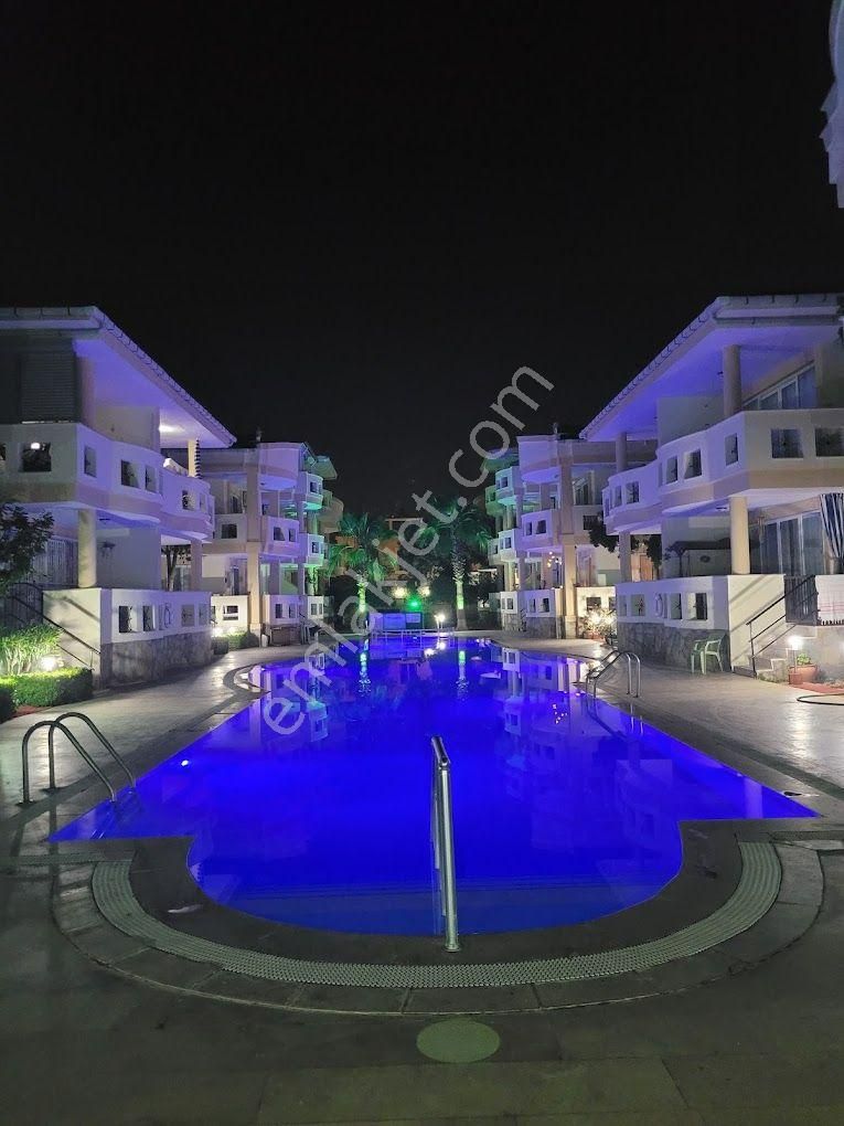 Didim Havuzlu Elit Sitede Satılık Yüksek Giriş 2+1 Daire