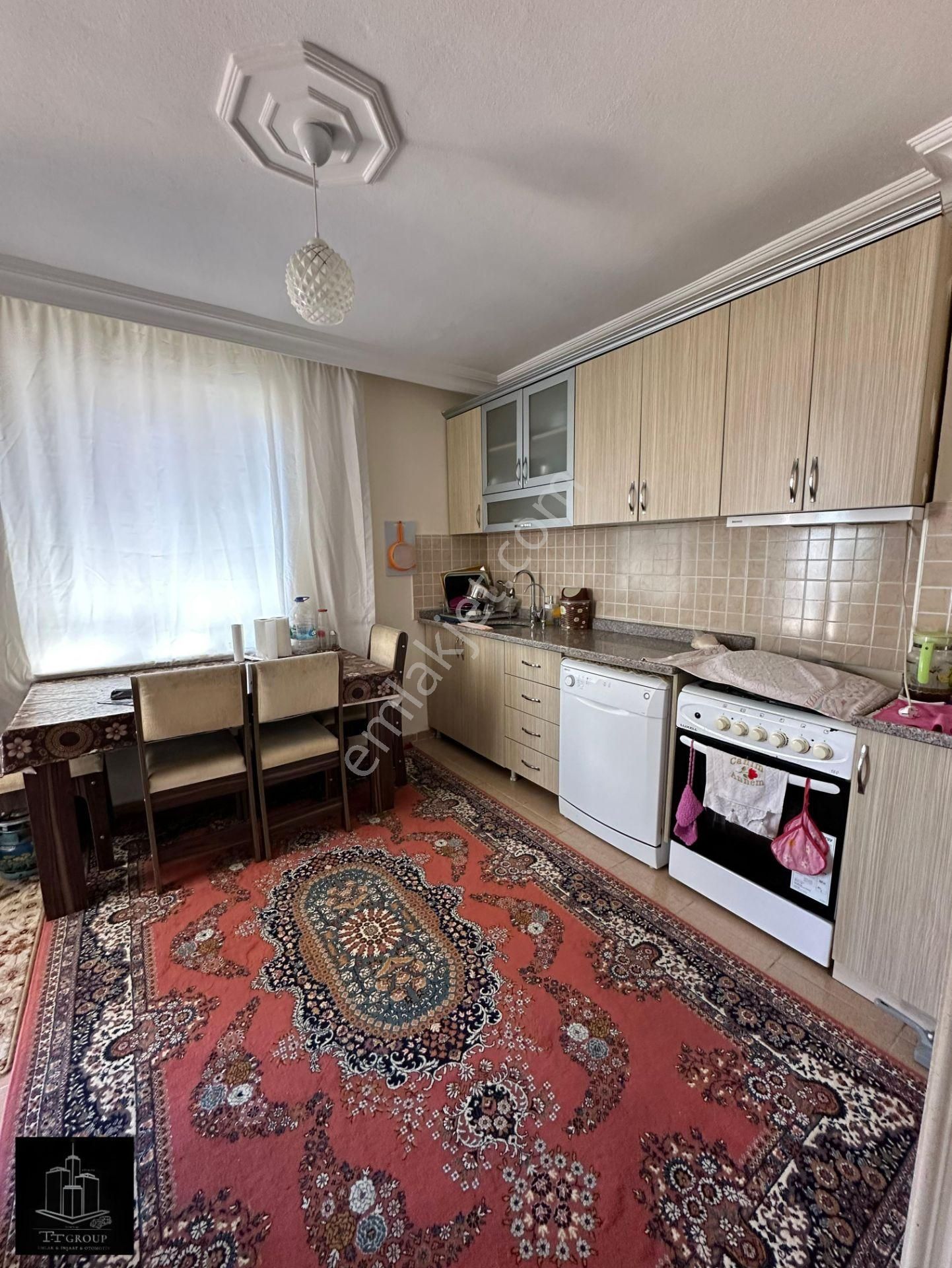 Kepez Karşıyaka Mah Satılık 2+1 Satılık Ara Kat Daire