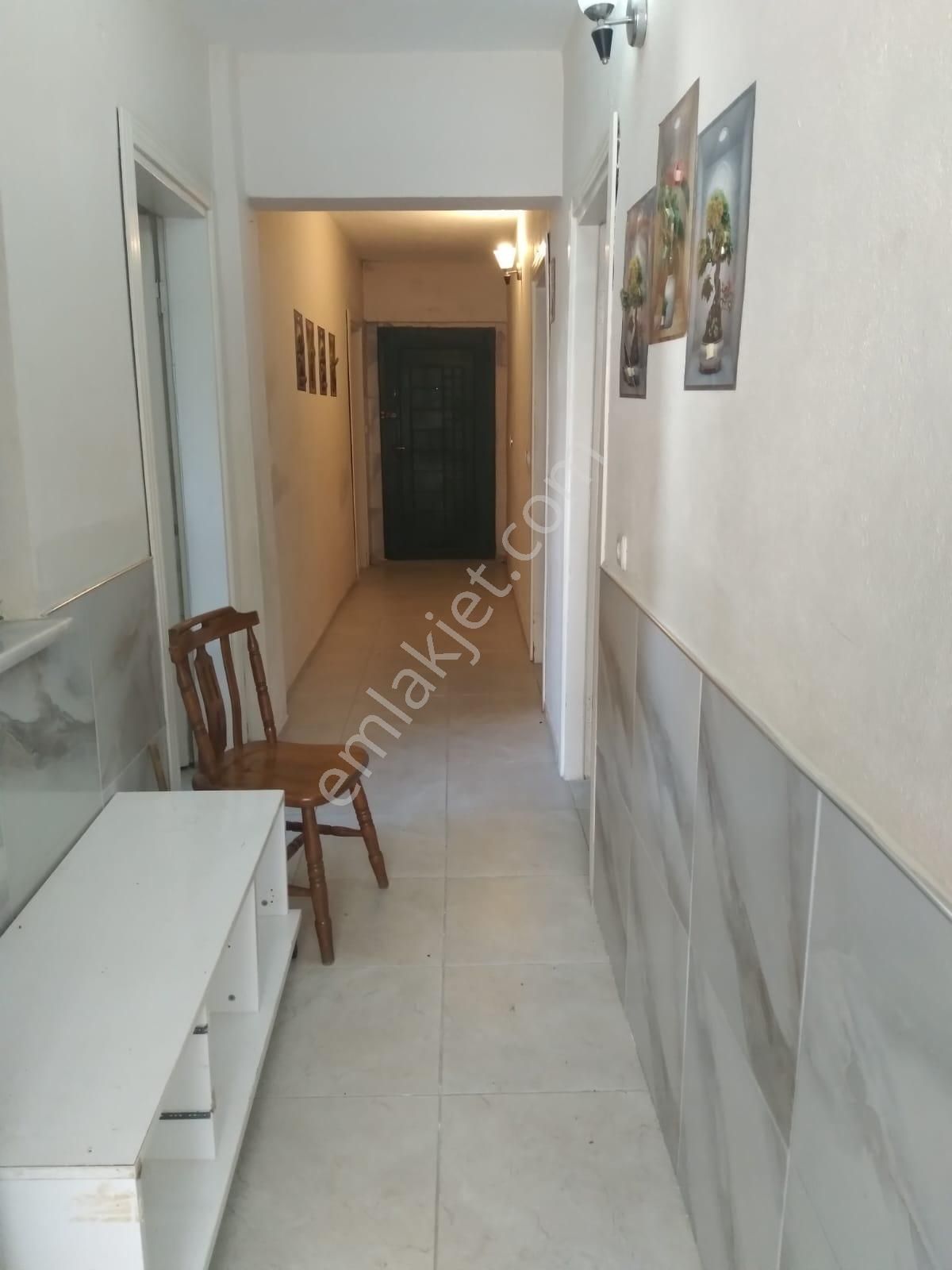 Ümraniye Ihlamurkuyu Mahallesinde Eşyalı 1+1 Kiralık Daire.